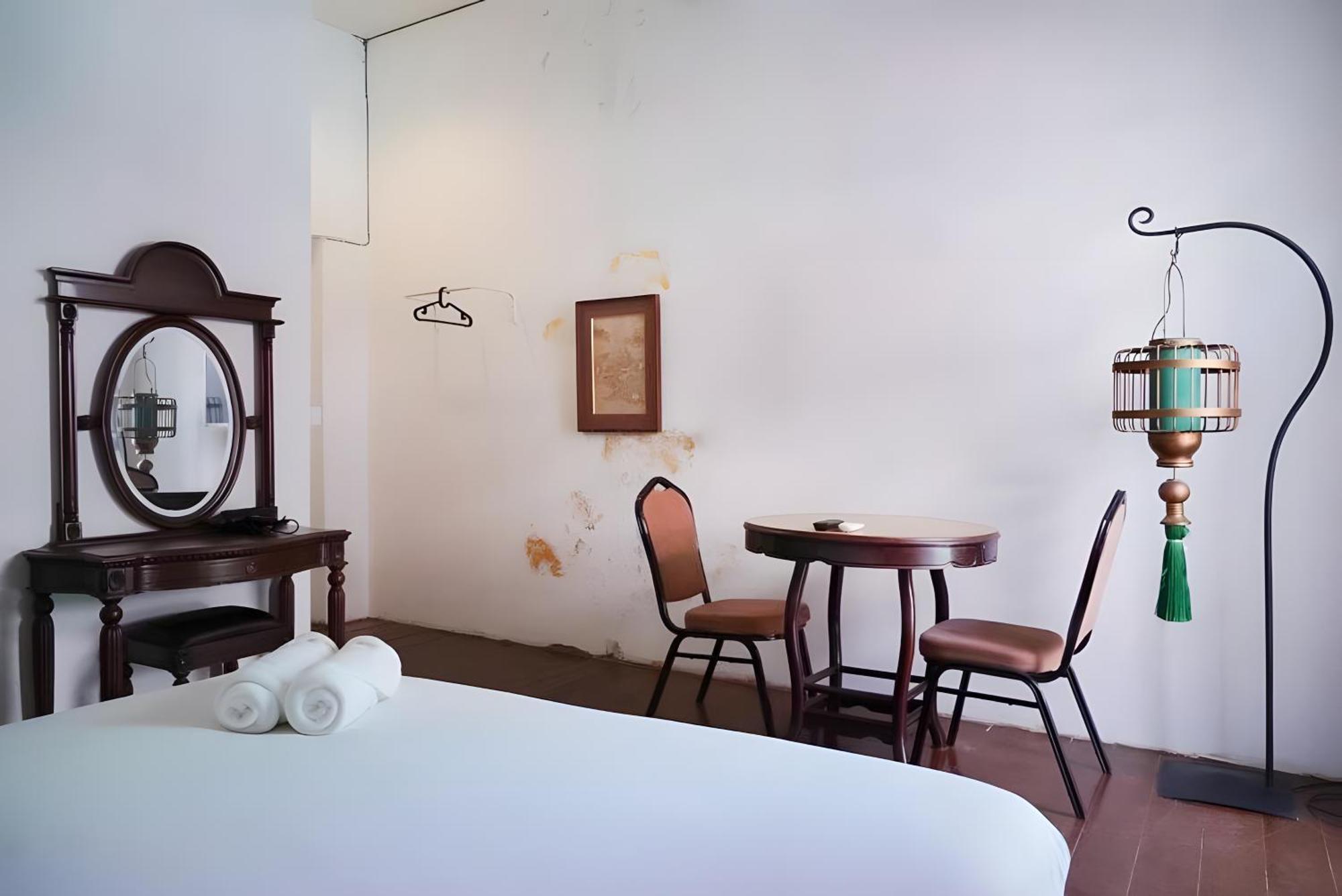 Mitr Inn Yaowarat - มิตร อินน์ เยาวราช Bangkok Bagian luar foto